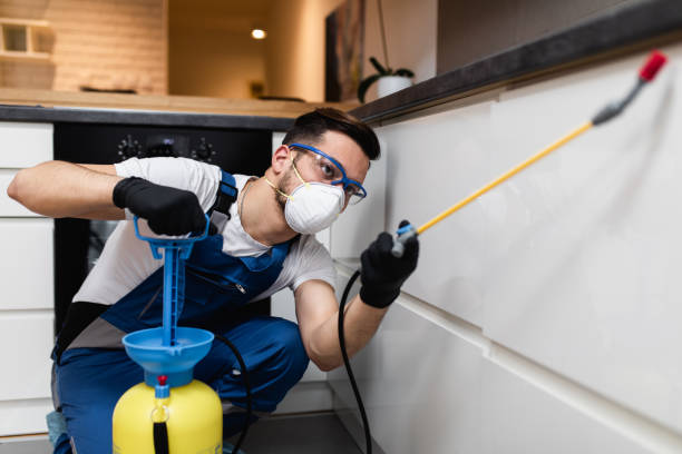 Best Exterminator Services  in Orosi, CA